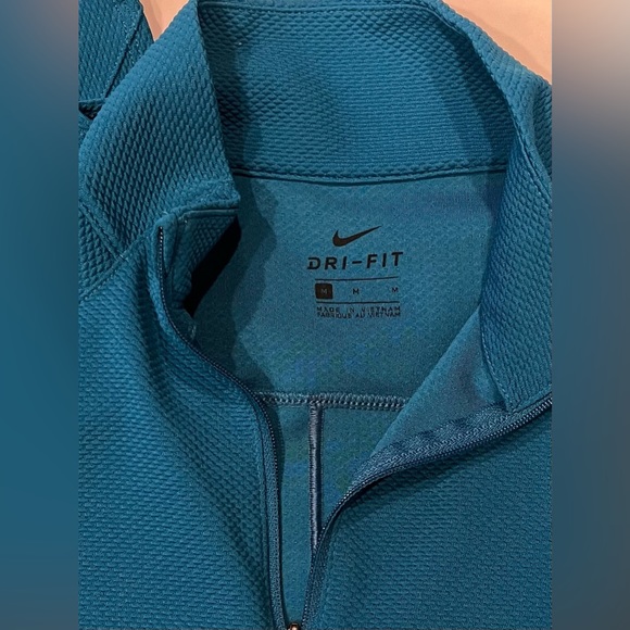 Nike Dri-Fit Women’s Long Sleeve Athletic Shirt - Picture 2 of 6